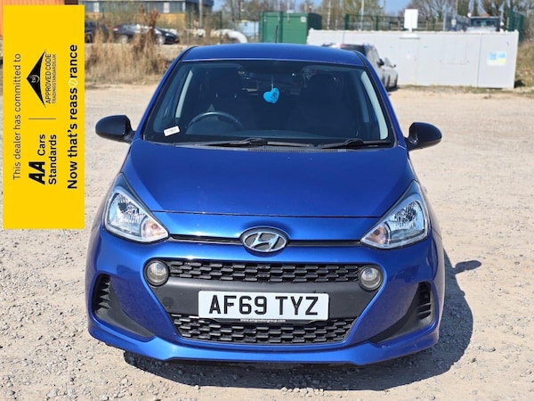Used Hyundai i10 2019 for sale - 75426359: Photo 2
