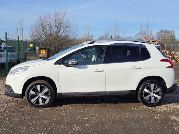 Used Peugeot 2008 2015 for sale - 75425356: Photo 10