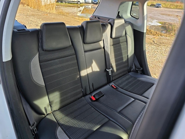 Used Peugeot 2008 2015 for sale - 75425356: Photo 25