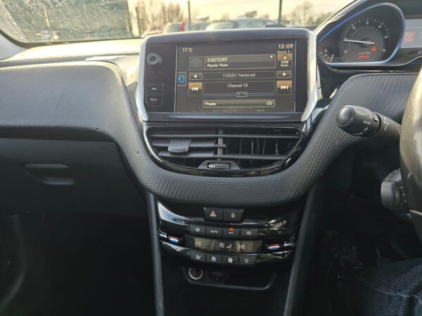Used Peugeot 2008 2015 for sale - 75425356: Photo 31