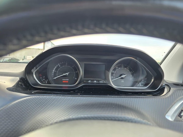 Used Peugeot 2008 2015 for sale - 75425356: Photo 33