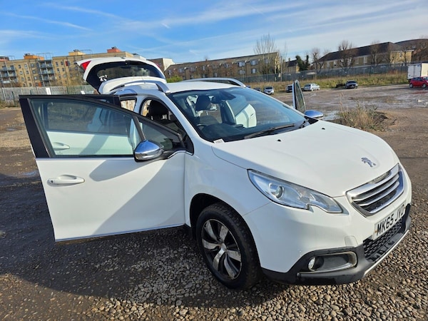 Used Peugeot 2008 2015 for sale - 75425356: Photo 5
