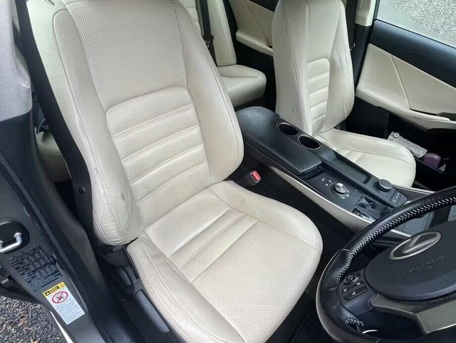 Used Lexus IS 2015 for sale - 77164732: Photo 6