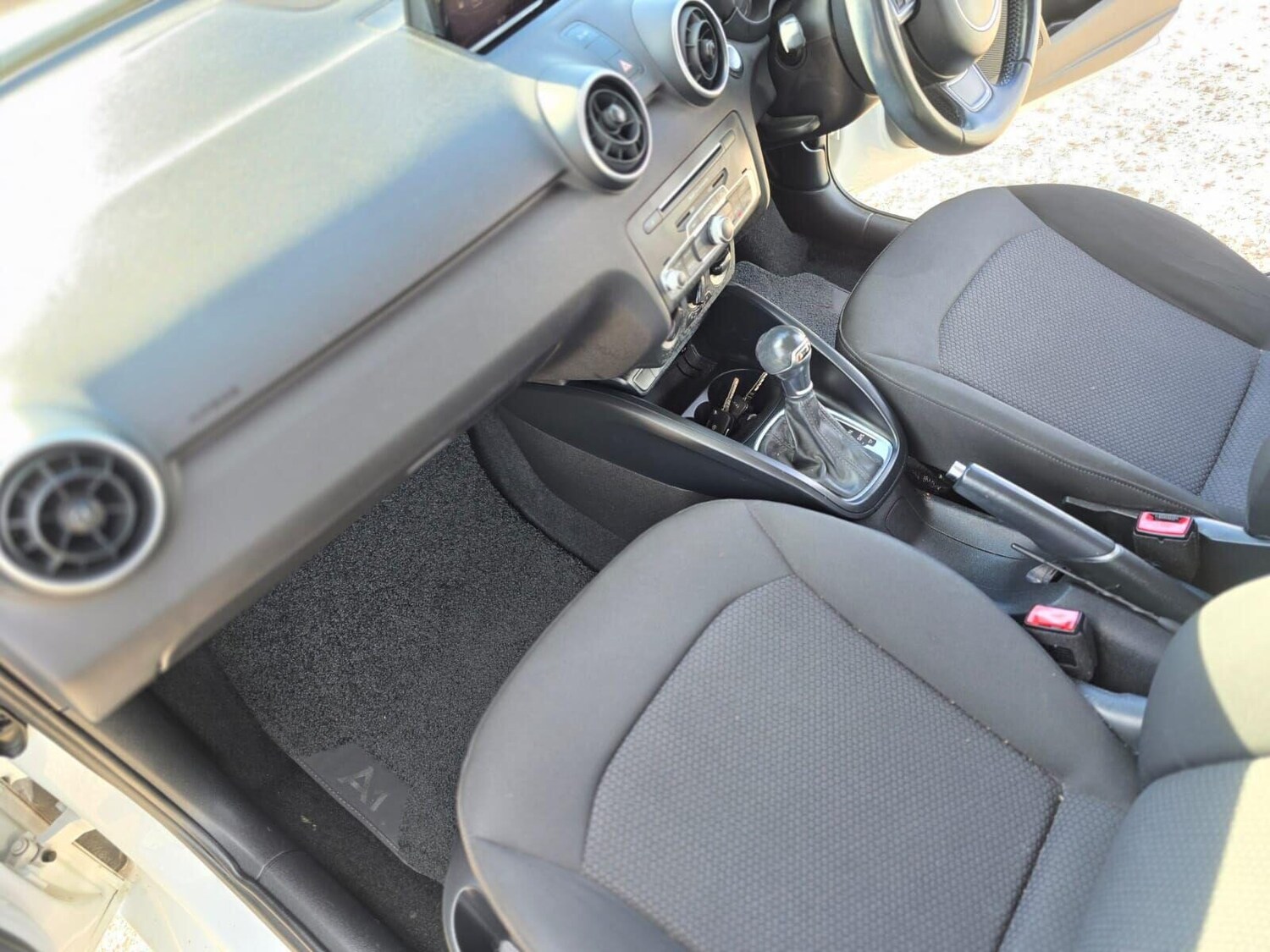 Used Audi A1 2015 for sale - 76114110: Photo 38