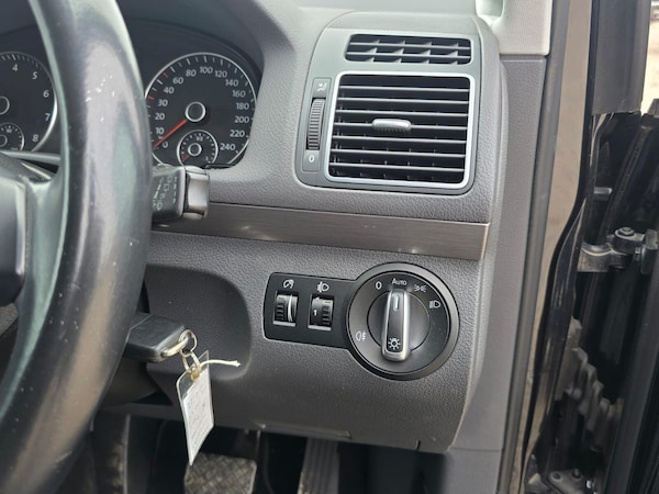 Used Volkswagen Touran 2014 for sale - 75053807: Photo 35