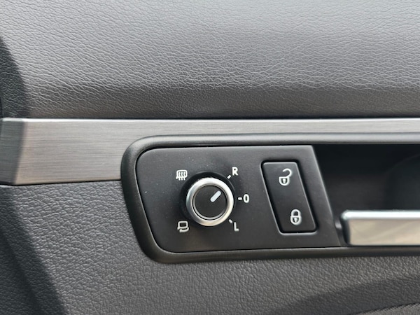 Used Volkswagen Touran 2014 for sale - 75053807: Photo 36