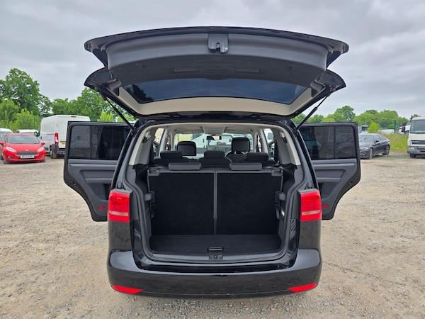 Used Volkswagen Touran 2014 for sale - 75053807: Photo 45