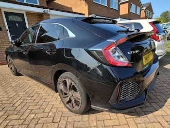 Used Honda Civic 2019 for sale - 75529288: Photo