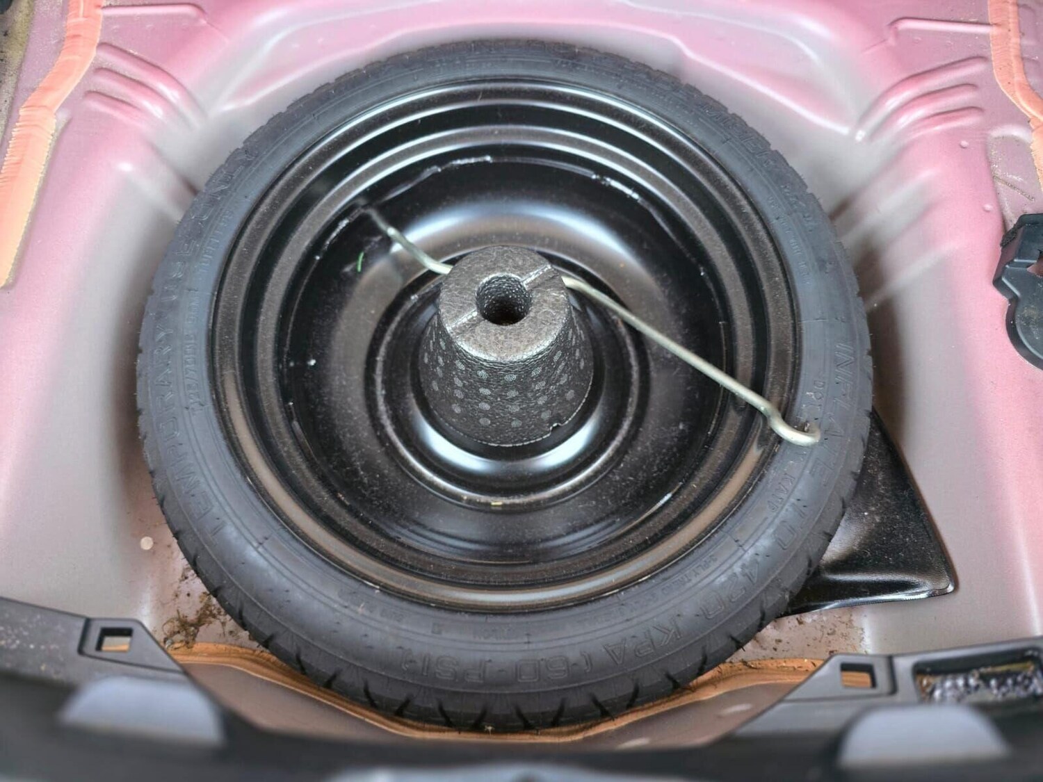 Used Toyota Yaris 2018 for sale - 76641693: Photo 33