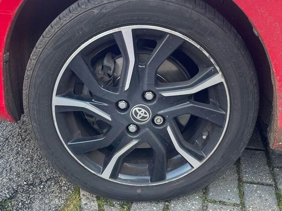 Used Toyota Yaris 2018 for sale - 76641693: Photo 8