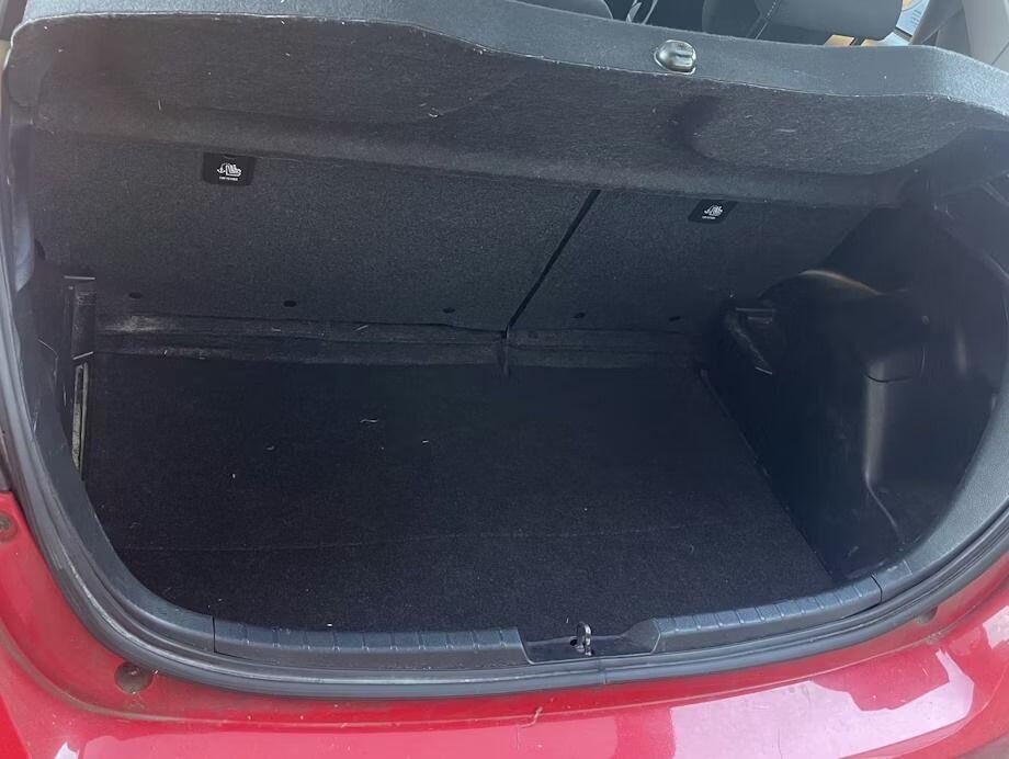 Used Toyota Yaris 2018 for sale - 76641693: Photo 9