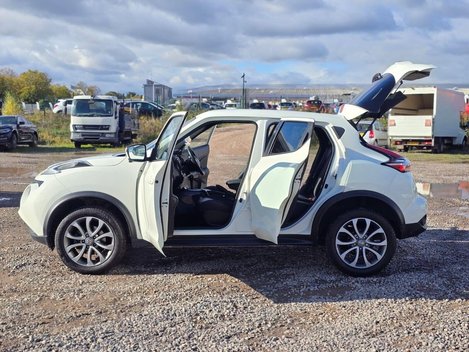 Used Nissan Juke 2016 for sale - 76148709: Photo 11