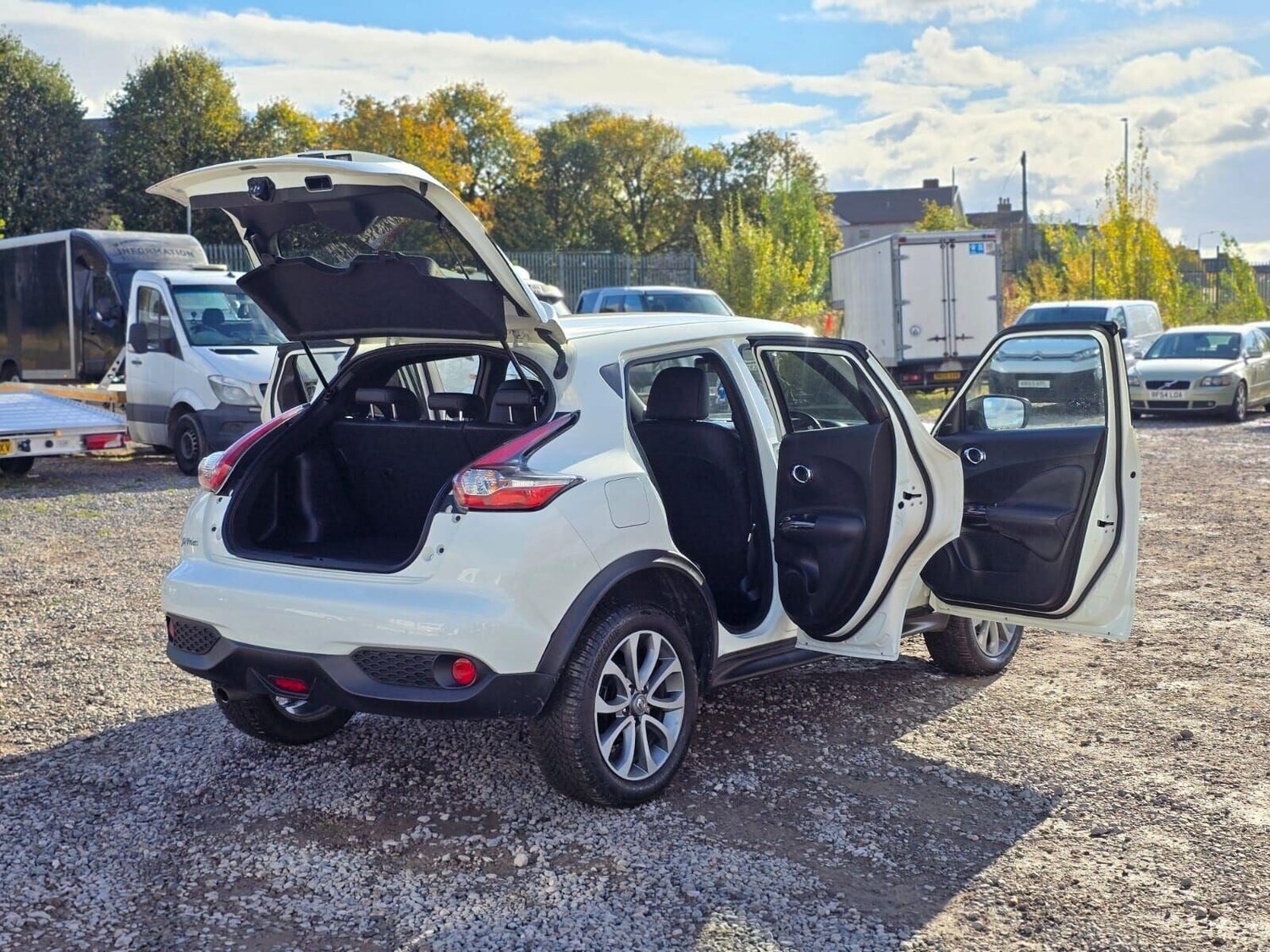 Used Nissan Juke 2016 for sale - 76148709: Photo 17