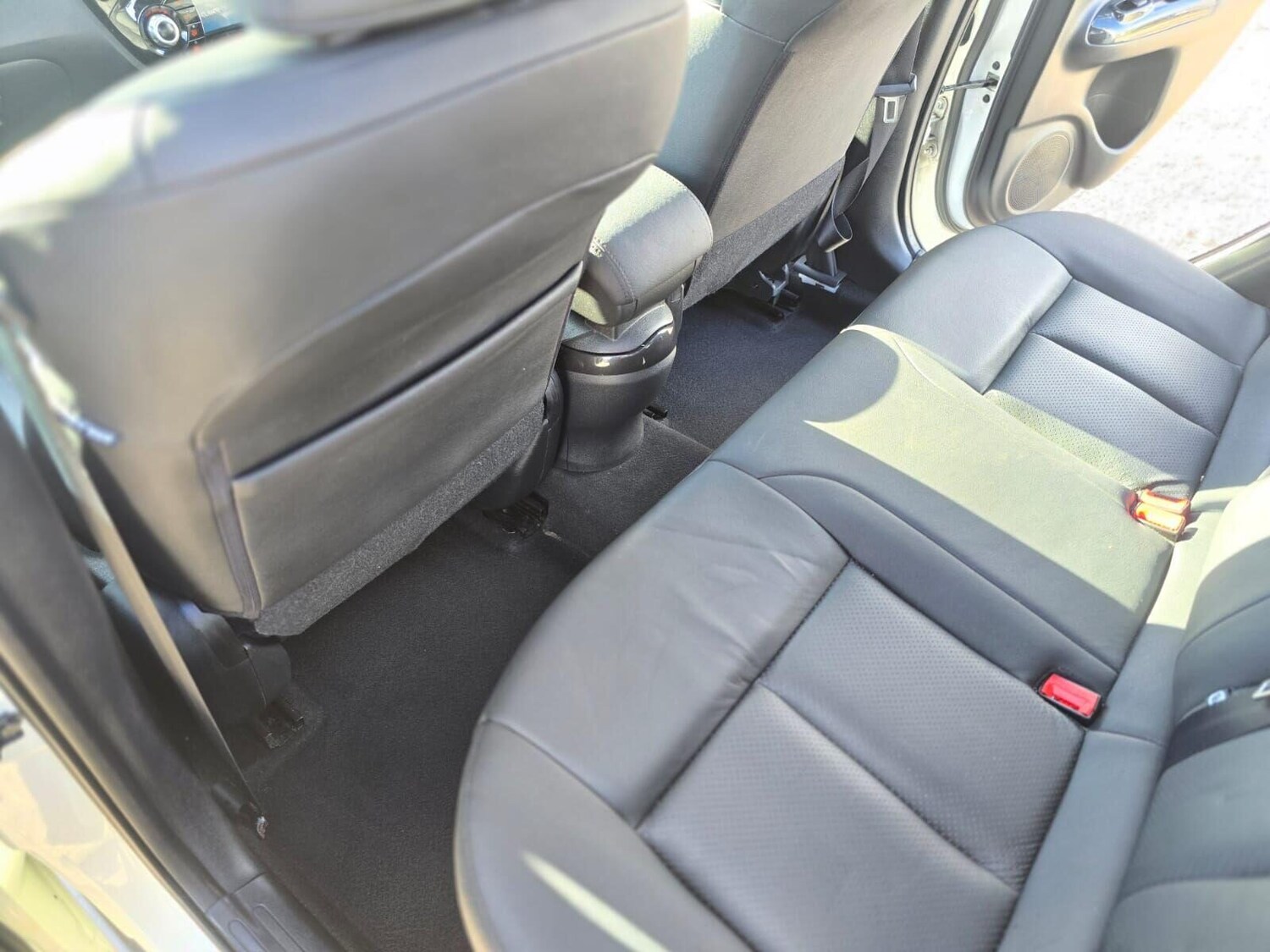 Used Nissan Juke 2016 for sale - 76148709: Photo 28