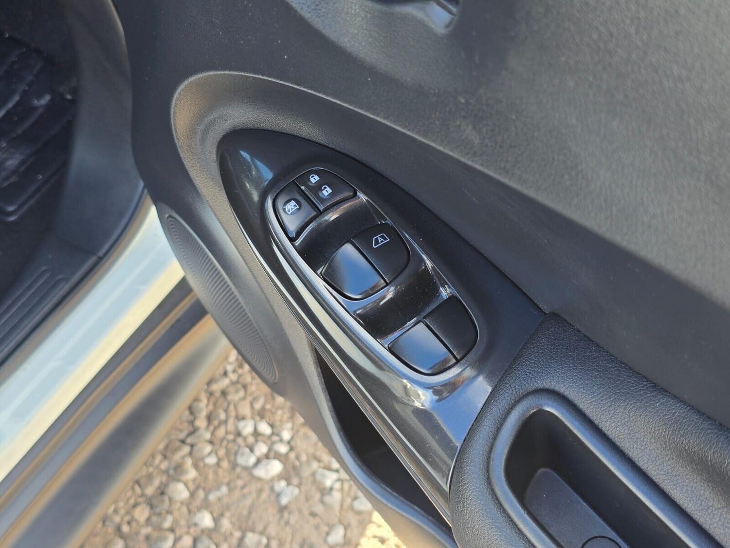 Used Nissan Juke 2016 for sale - 76148709: Photo 33