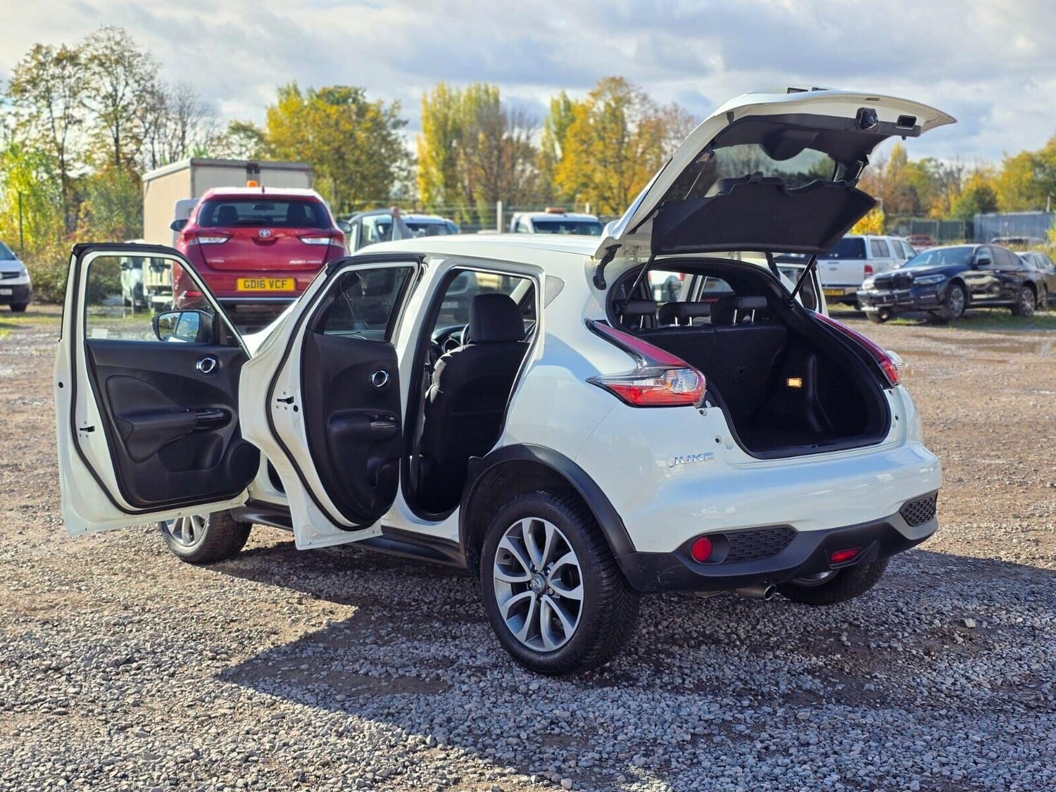 Used Nissan Juke 2016 for sale - 76148709: Photo 9