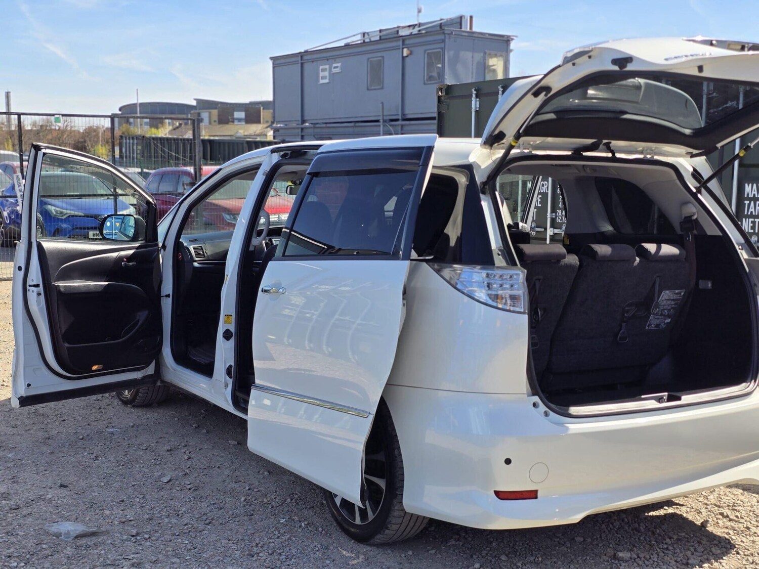 Used Toyota Estima 2013 for sale - 78149937: Photo 10