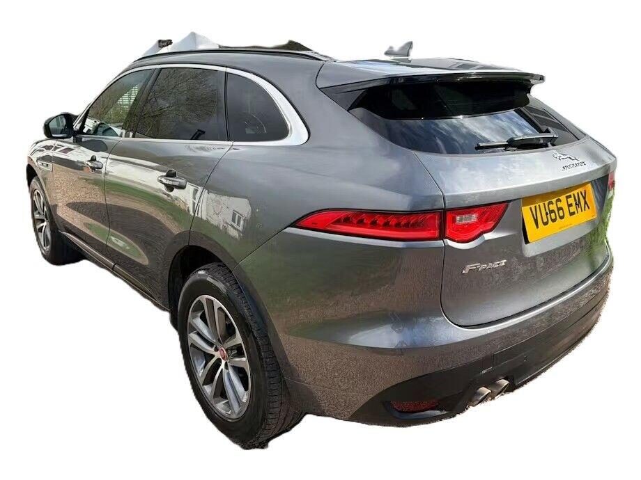 Used Jaguar F-Pace 2016 for sale - 77744470: Photo 3