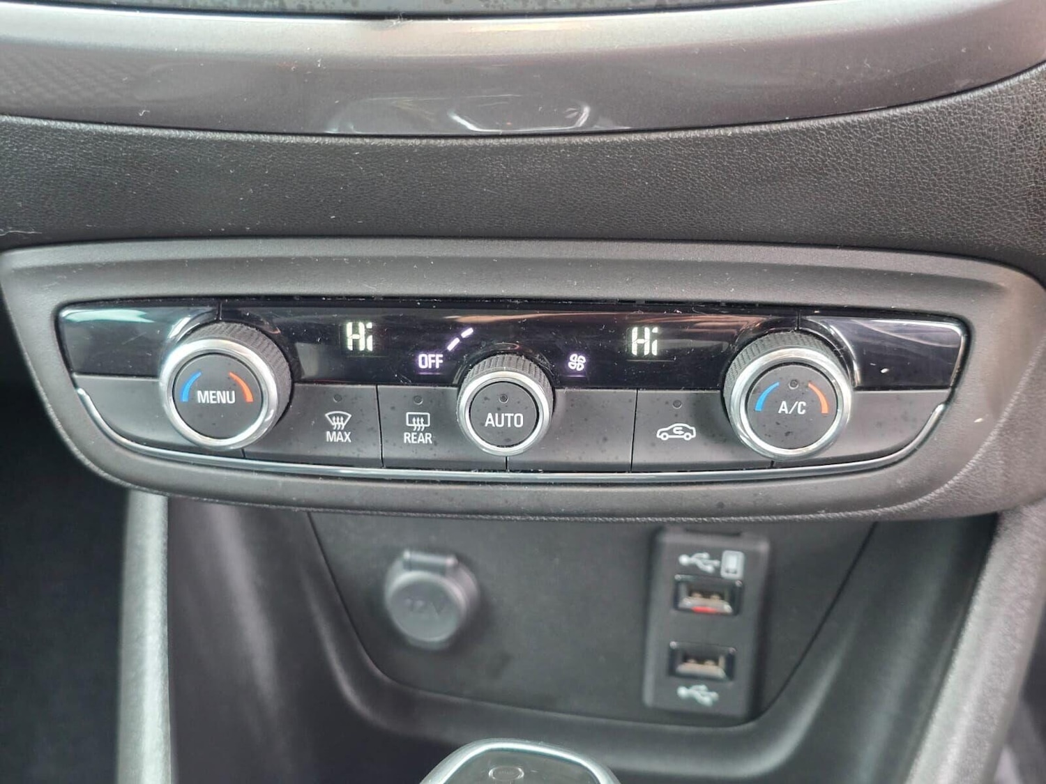 Used Vauxhall Crossland X 2019 for sale - 76250459: Photo 31