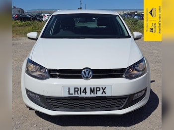 Used Volkswagen Polo 2014 for sale - 75084138: Photo