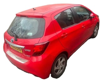 Used Toyota Yaris 2015 for sale - 78310174: Photo