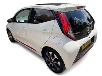 Used Toyota AYGO 2020 for sale - 79271427: Photo