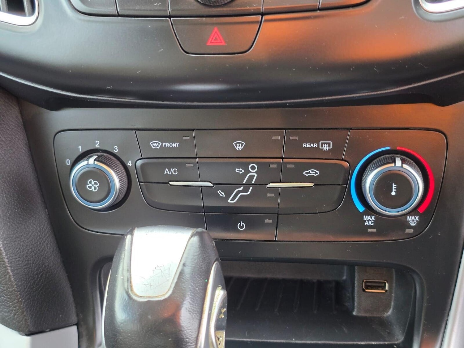 Used Ford Focus 2017 for sale - 77630093: Photo 29