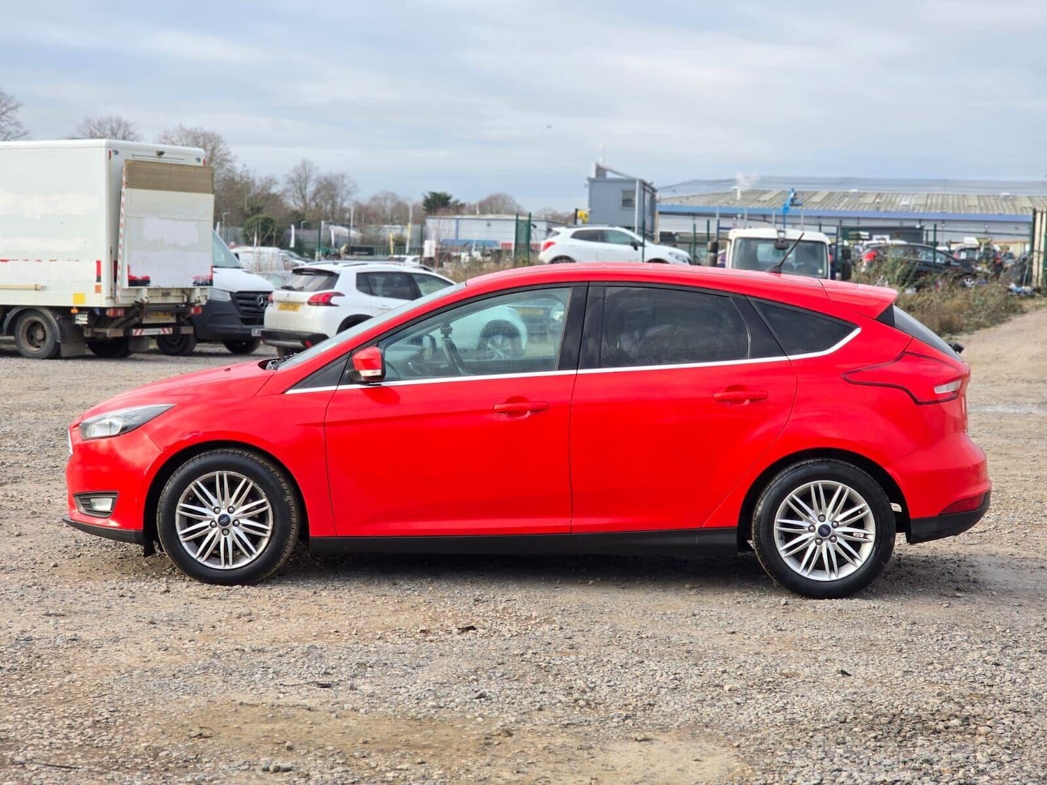 Used Ford Focus 2017 for sale - 77630093: Photo 9