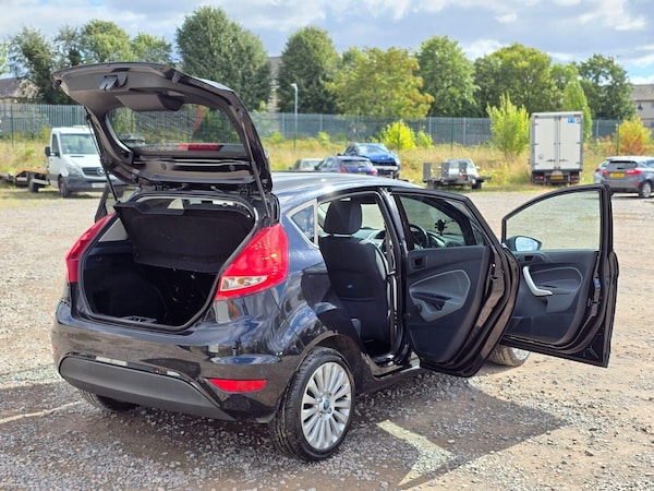 Used Ford Fiesta 2009 for sale - 75984499: Photo 11
