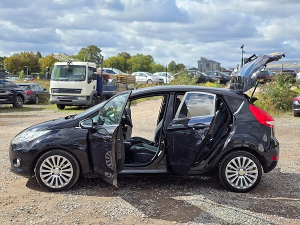 Used Ford Fiesta 2009 for sale - 75984499: Photo 8
