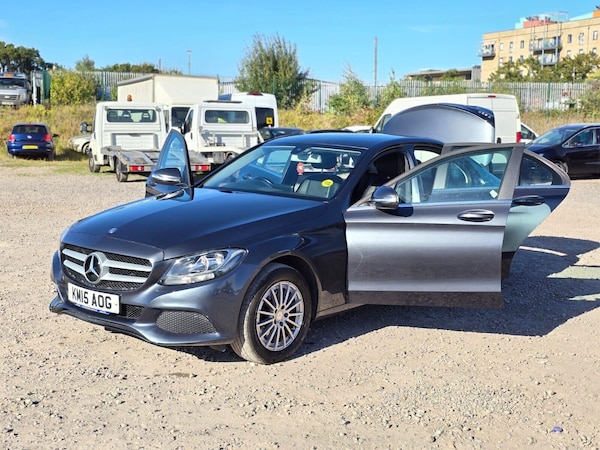 Used Mercedes-Benz C-Class 2015 for sale - 75643727: Photo 12