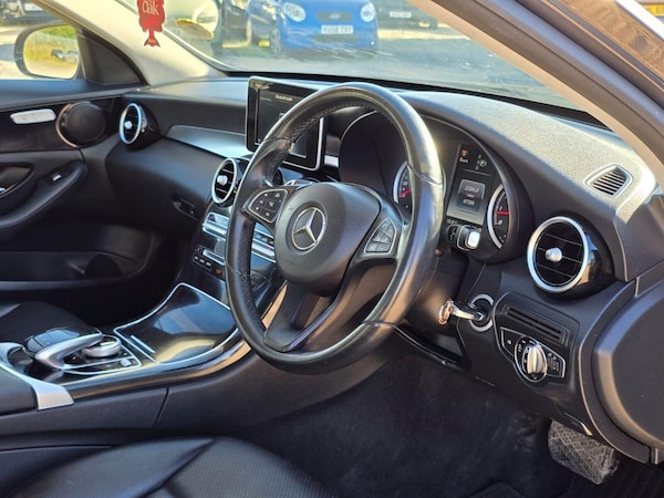 Used Mercedes-Benz C-Class 2015 for sale - 75643727: Photo 27