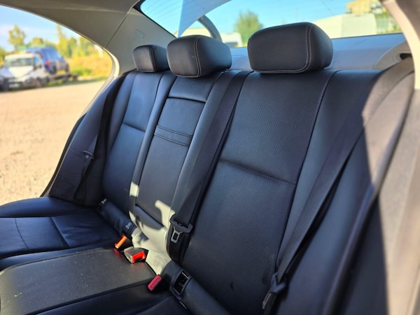 Used Mercedes-Benz C-Class 2015 for sale - 75643727: Photo 29