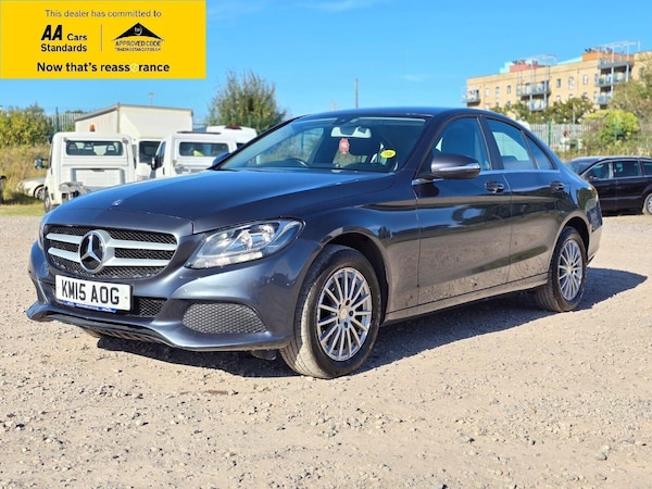 Used Mercedes-Benz C-Class 2015 for sale - 75643727: Photo 3