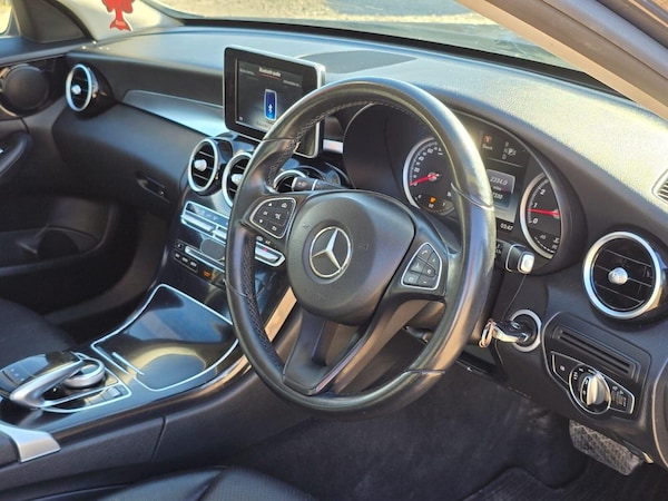 Used Mercedes-Benz C-Class 2015 for sale - 75643727: Photo 45