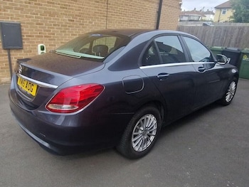 Used Mercedes-Benz C-Class 2015 for sale - 75643727: Photo