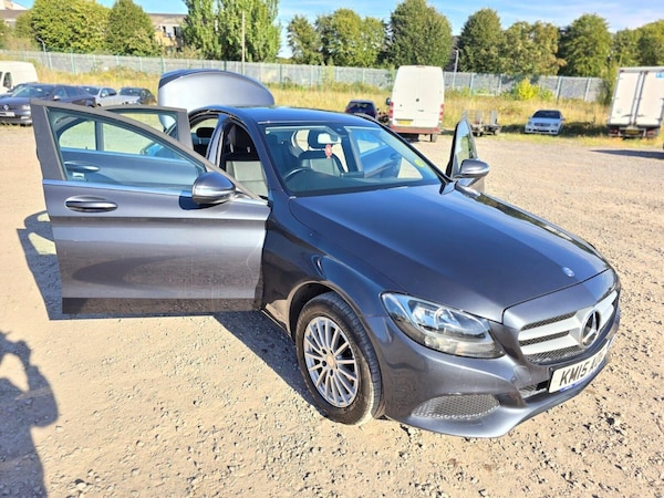 Used Mercedes-Benz C-Class 2015 for sale - 75643727: Photo 6