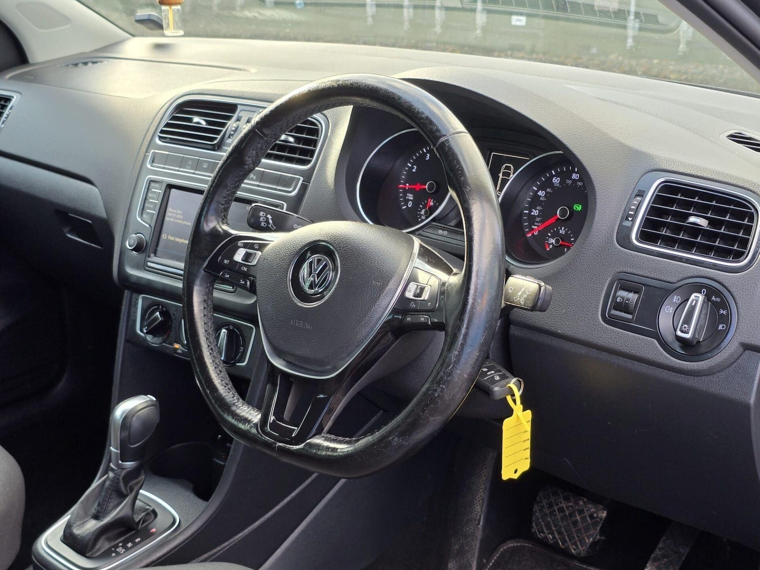 Used Volkswagen Polo 2017 for sale - 77379336: Photo 34