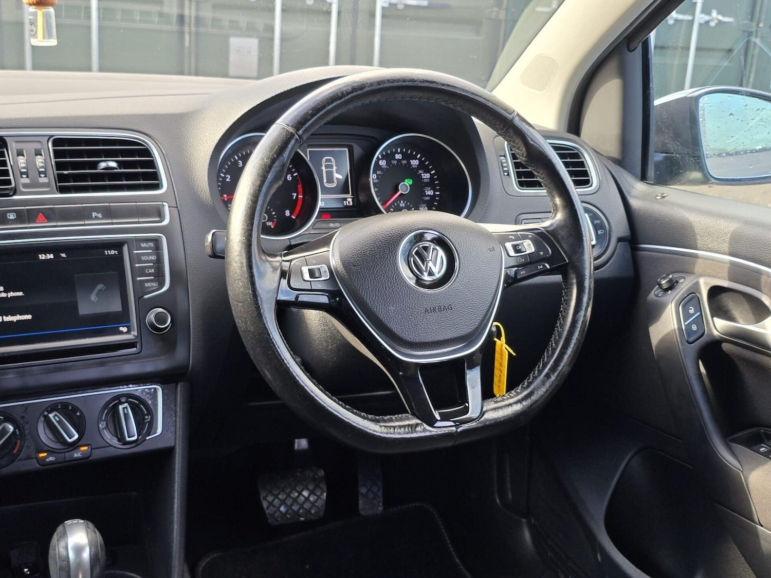 Used Volkswagen Polo 2017 for sale - 77379336: Photo 35