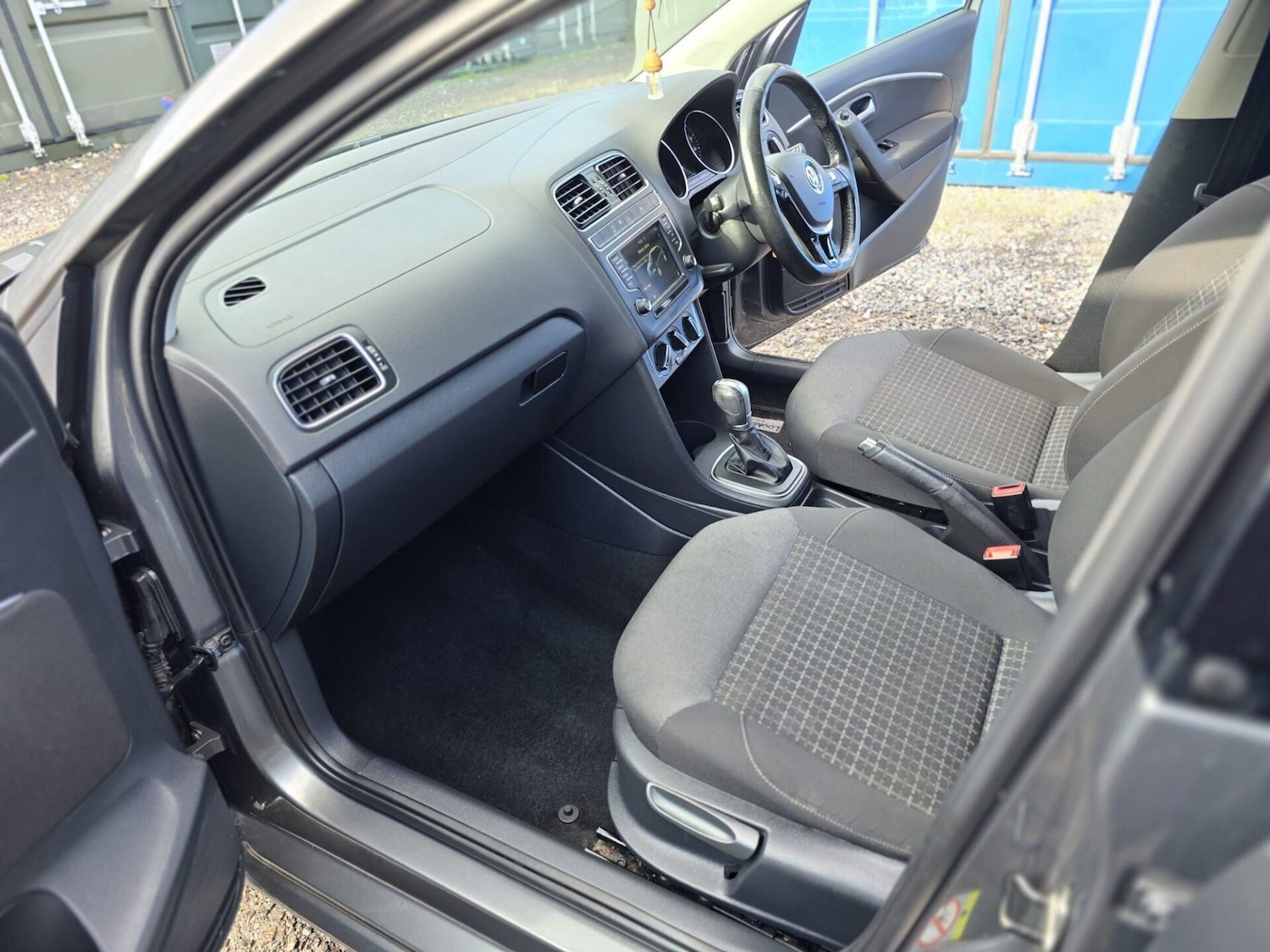 Used Volkswagen Polo 2017 for sale - 77379336: Photo 36