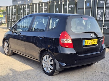 Used Honda Jazz 2006 for sale - 78540608: Photo