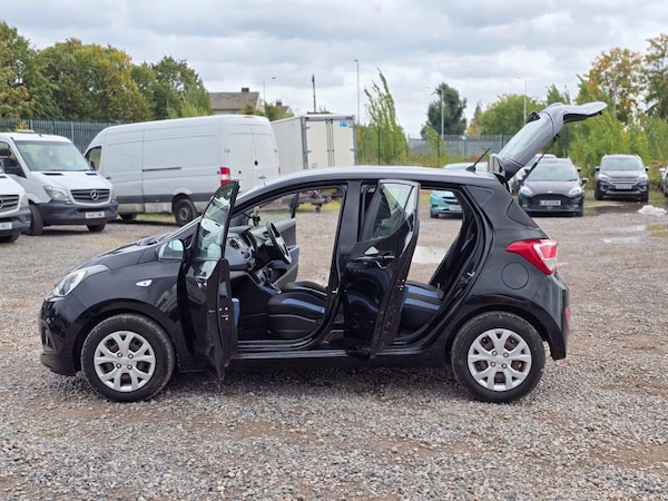Used Hyundai i10 2014 for sale - 76040302: Photo 11