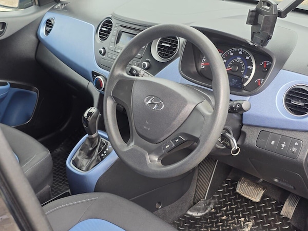 Used Hyundai i10 2014 for sale - 76040302: Photo 21