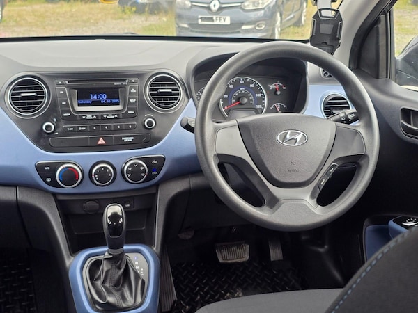 Used Hyundai i10 2014 for sale - 76040302: Photo 23