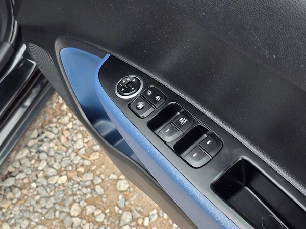 Used Hyundai i10 2014 for sale - 76040302: Photo 28