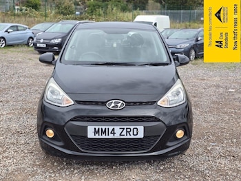 Used Hyundai i10 2014 for sale - 76040302: Photo 2