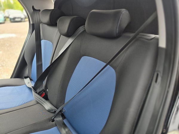 Used Hyundai i10 2014 for sale - 76040302: Photo 32