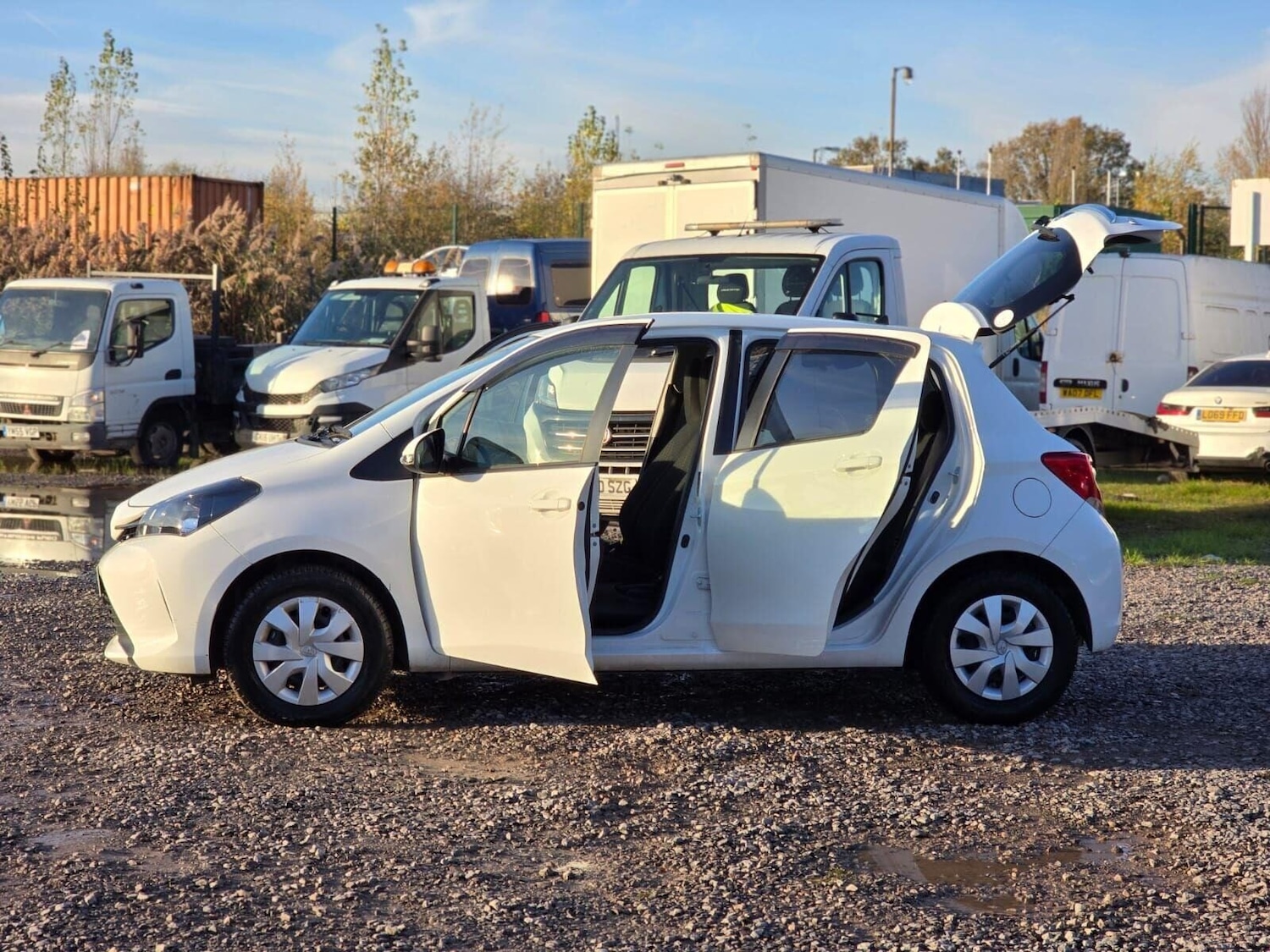 Used Toyota Vitz 2025 for sale - 76853444: Photo 13