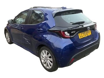 Used Toyota Yaris 2020 for sale - 77628888: Photo