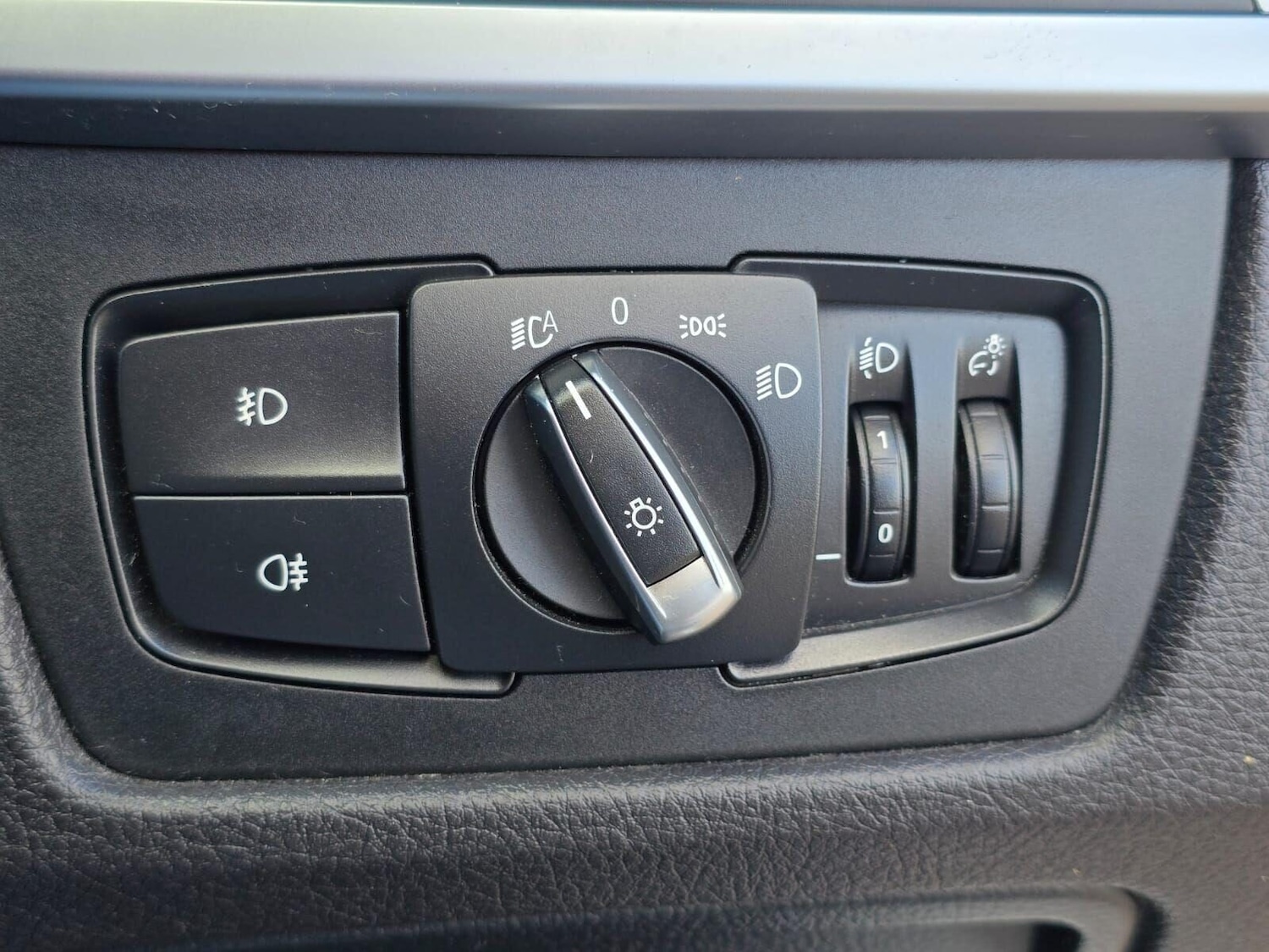 Used BMW 3 Series 2016 for sale - 76280669: Photo 24